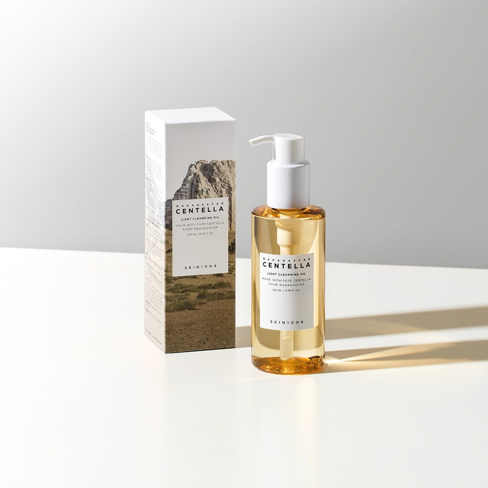 Dầu tẩy trang ngừa mụn và phục hồi da Skin1004 Madagascar Centella Light Cleansing Oil 200ml