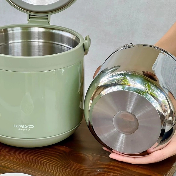Nồi ủ chân không Kaiyo màu xanh mint-green dung tích 4,5L