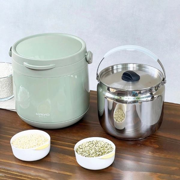 Nồi ủ chân không Kaiyo màu Inox, dung tích 4,5 lít