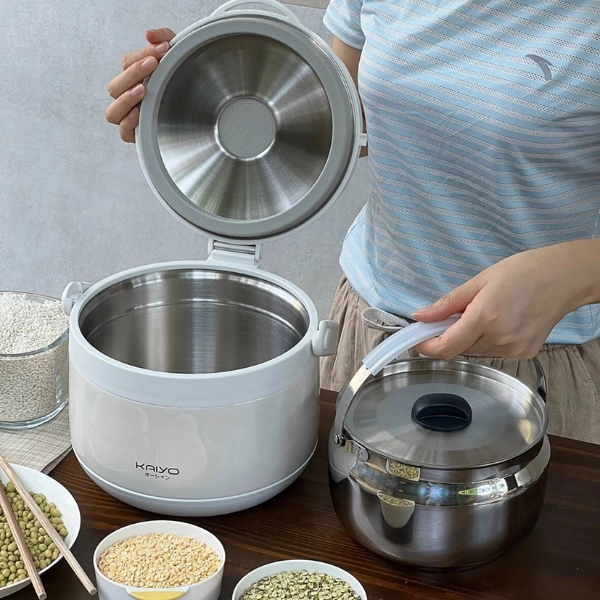 Nồi ủ chân không Kaiyo màu trắng, dung tích 3,0 lít