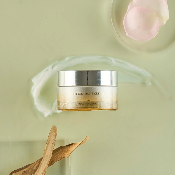 Kem dưỡng da ban đêm REFINE NIGHT CREAM 30g