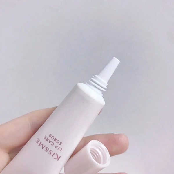 Kem tẩy tế bào chết và dưỡng ẩm vùng môi KISSME PUCHI MOCHI LIP SCRUB