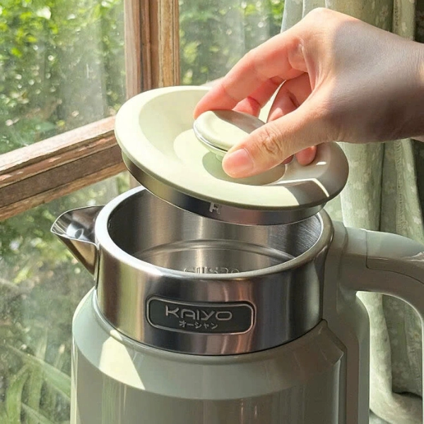 Ấm siêu tốc 2 lớp cool touch 2L Kaiyo