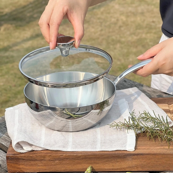 Chảo đúc Inox 3 lớp đáy liền sây lòng Tri-ply có vung kính Kaiyo