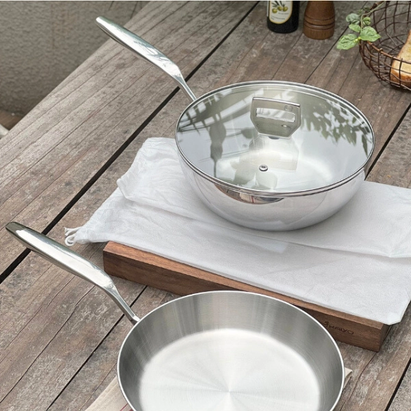 Chảo inox 316 liền khối 5-ply Premium Kaiyo -sâu lòng có vung kính