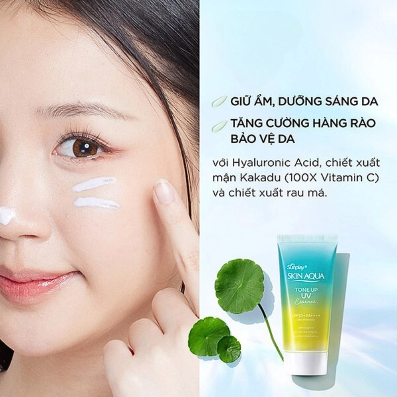 Kem chống nắng Rohto Skin Aqua Tone Up UV Essence SPF50+ PA++++ 80g dành cho da nhạy cảm ( xanh vàng )