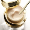 Kem dưỡng giải quyết các vấn đề lão hóa da Cle De Peau Volumizing Cream Supreme 50g
