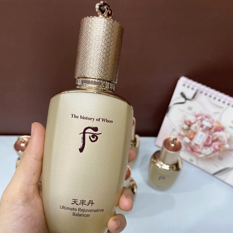 Nước cân bằng dưỡng sáng da, ngừa lão hóa WH 150ml