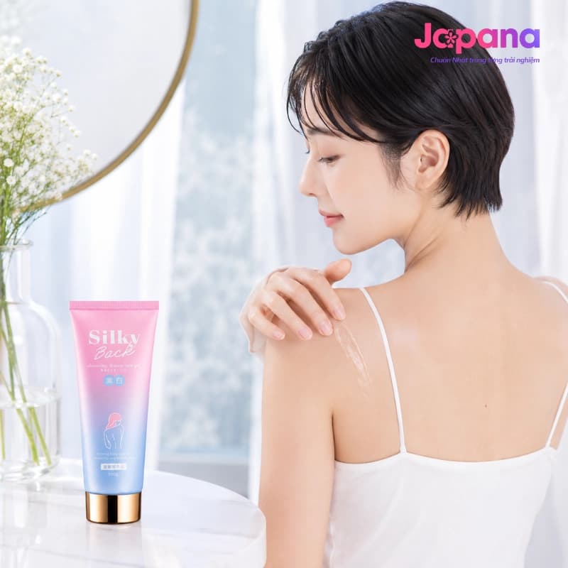 Gel làm sáng da, giảm mụn lưng Carico Silky Back Whitening & Acne Care Gel 100g