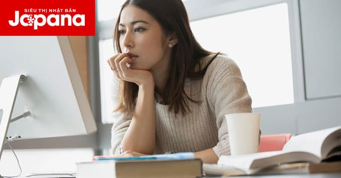 4 tips chống lão hóa da cho chị em thường xuyên ngồi máy tính