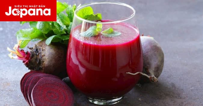 Làm đẹp da mịn màng hồng hào với củ dền