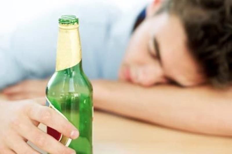 Cách giải rượu bia sau khi ngủ dậy nhanh nhất