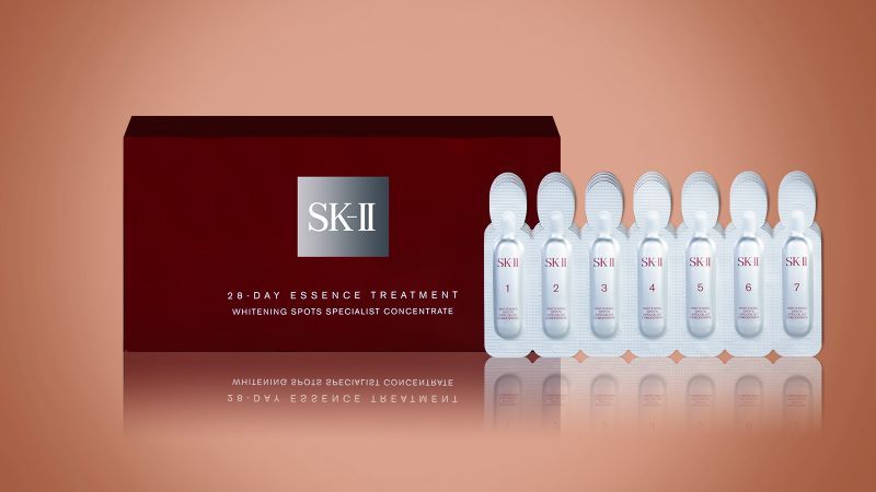 Bộ trị nám 28 ngày SK-II Whitening Spots Specialist Concentrate (Hộp 28 tuýp x 0.5ml)