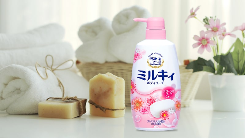 Sữa tắm Milky Boy Soap hương hoa hồng 550ml