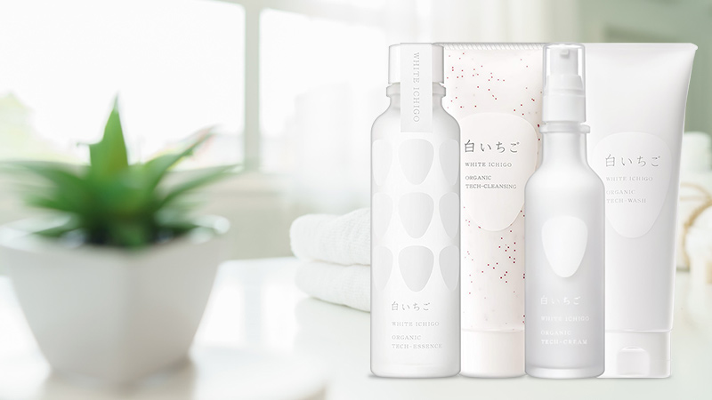 Bộ dưỡng trắng cao cấp từ dâu tây trắng White Ichigo Organic