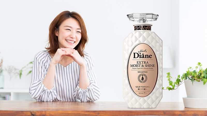 Dầu gội phục hồi tóc sáng bóng Moist Diane Extra Moist & Shine 450ml