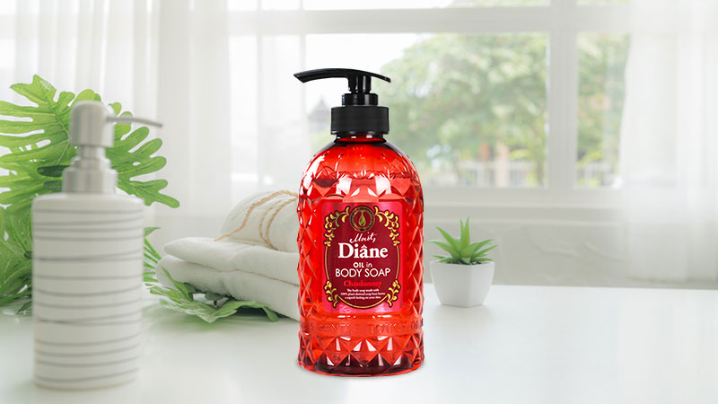 Sữa tắm tinh dầu nho trắng Moist Diane Oil in Body Soap Chardonnay 500ml