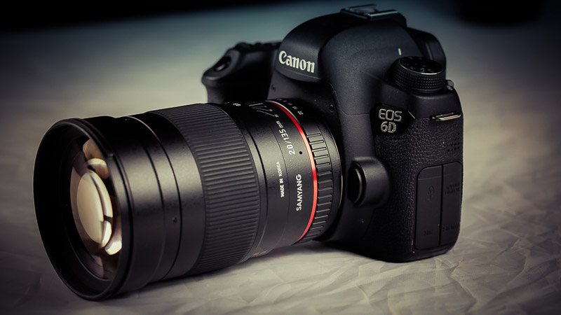 Ống kính máy ảnh Canon EF 135mm f/2.0 L USM