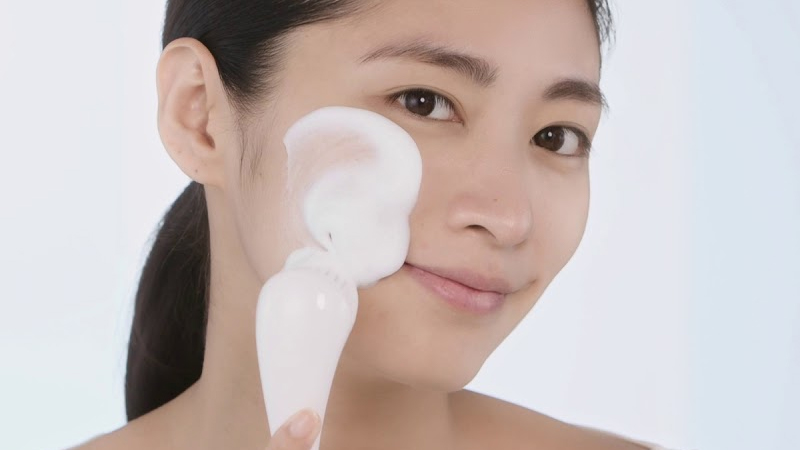 Cọ rửa mặt Shiseido Cleansing Massage Brush