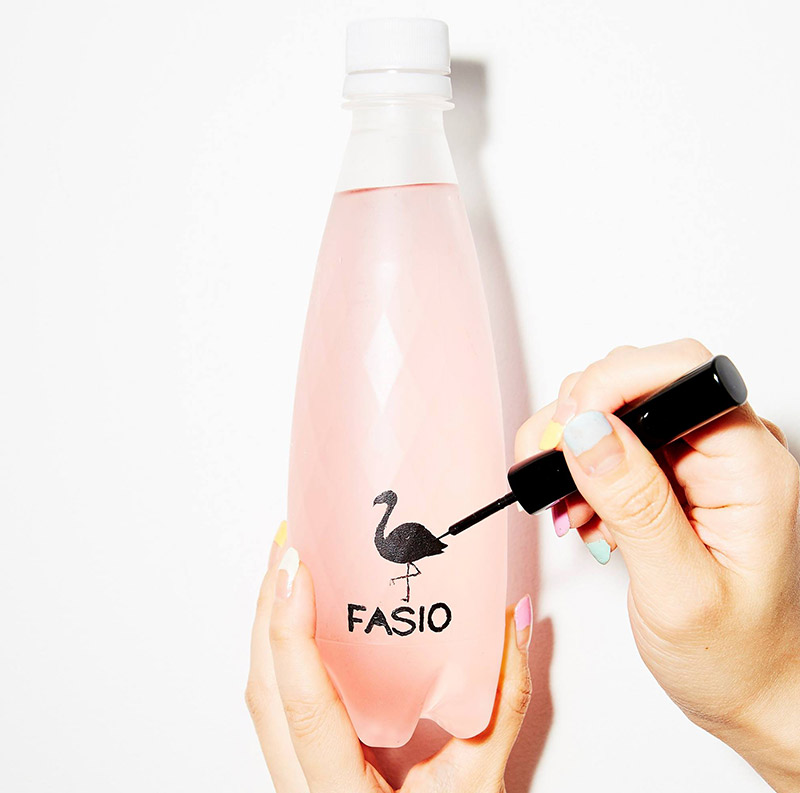 Kẻ viền mắt nước Kosé Fasio Powerful Stay Slim Liquid Liner 3.3g