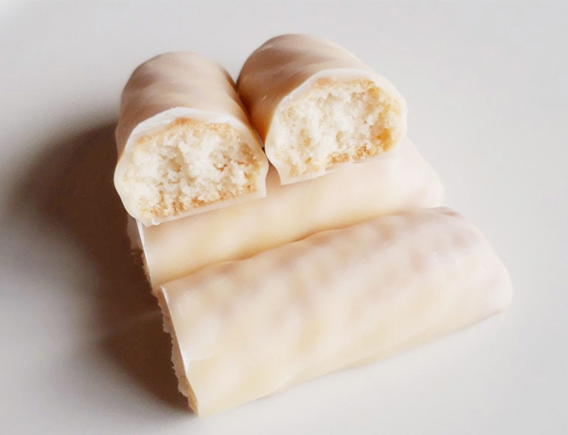 Bánh quy phủ kem Bourbon White Rollita 98g