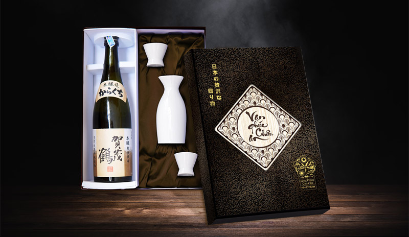 Hộp quà rượu Sake Kamotsuru Honjozo Karakuchi