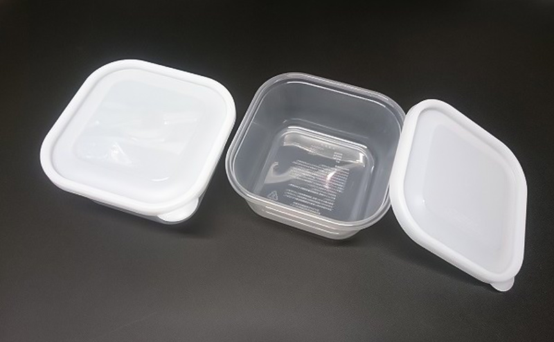 Set 2 hộp nhựa dùng được trong lò vi sóng 750ml