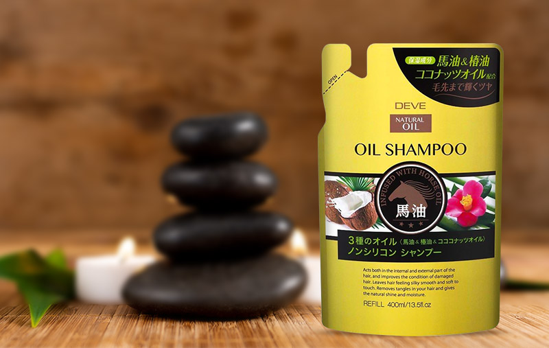 Dầu gội đầu chiết xuất từ dầu ngựa, dầu dừa và dầu hoa trà Kumano Oil Shampoo 400ml (Refill)