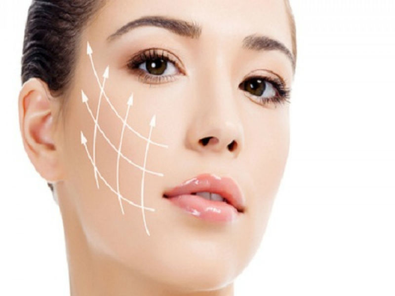 Collagen giúp căng mịn da, nâng cơ mặt