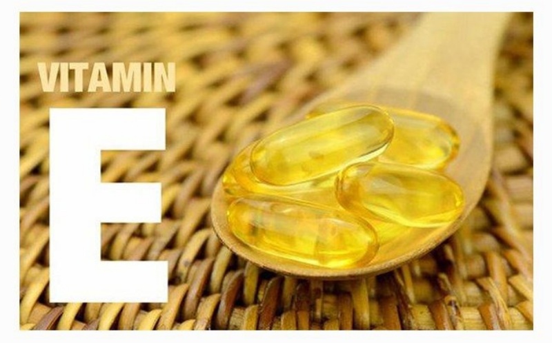 Tương tự như vitamin C, vitamin E cũng được xếp vào danh sách của một chất chống oxy hóa