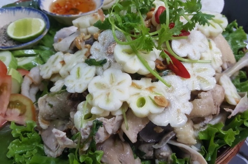 Gỏi măng cụt