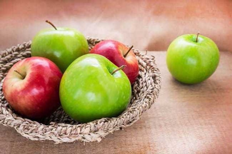 Quả táo là một trong những loại thức ăn giảm cân tốt nhất.