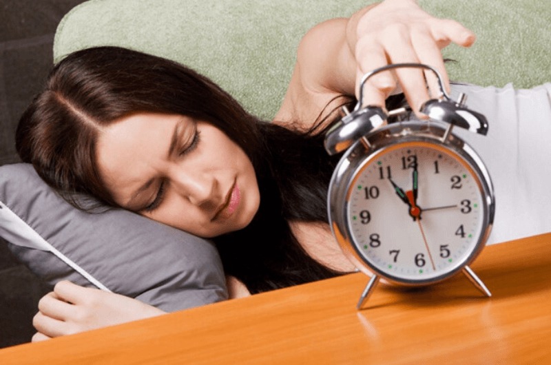 Ngủ đủ giấc giúp giảm stress hỗ trợ quá trình giảm cân