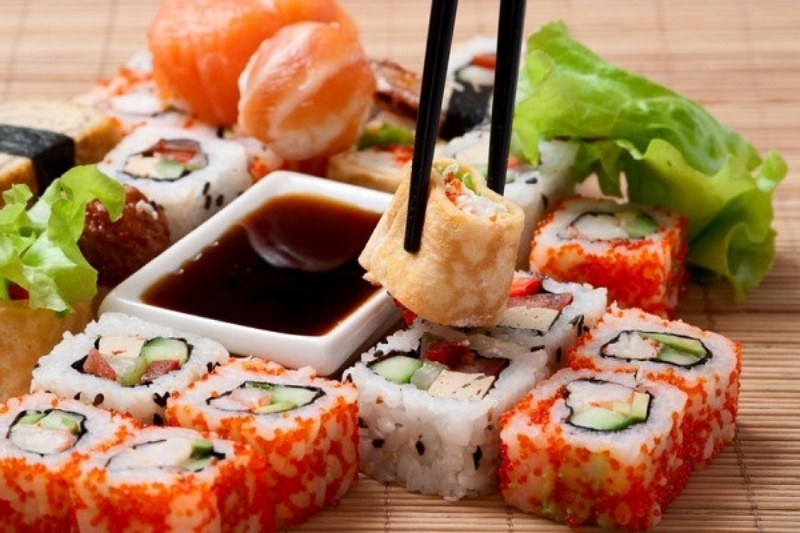 Thực phẩm có hại cho da: Sushi