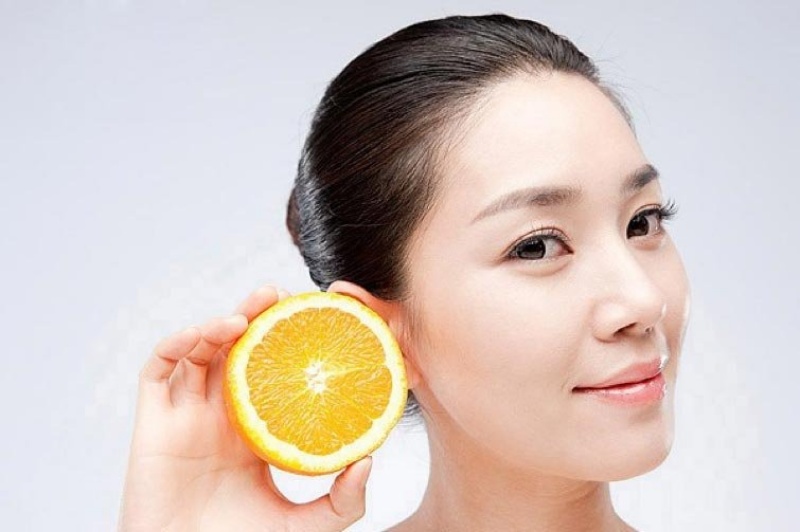 Vitamin C có nhiều công dụng trong việc làm đẹp