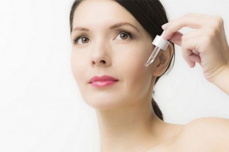 Sử dụng serum sau bước làm sạch