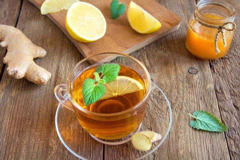 Tăng hiệu suất cao trà hạn chế cân nặng với chanh, gừng, nghệ hoặc mật ong
