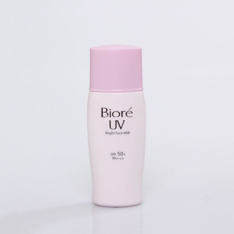 Biore UV Bright Milk là dòng kem chống nắng giá rẻ được ưa chuộng