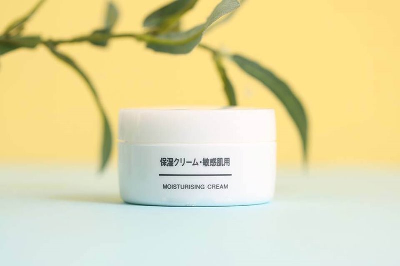 Kem dưỡng ẩm Muji Moisturizing Cream