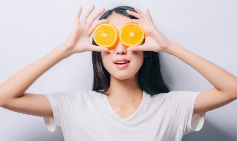 Uống Vitamin C 1000mg có tác dụng gì?