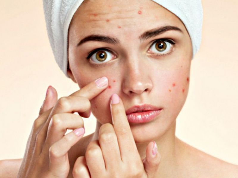 Tại sao nhiều người thường uống collagen để chăm sóc da?
