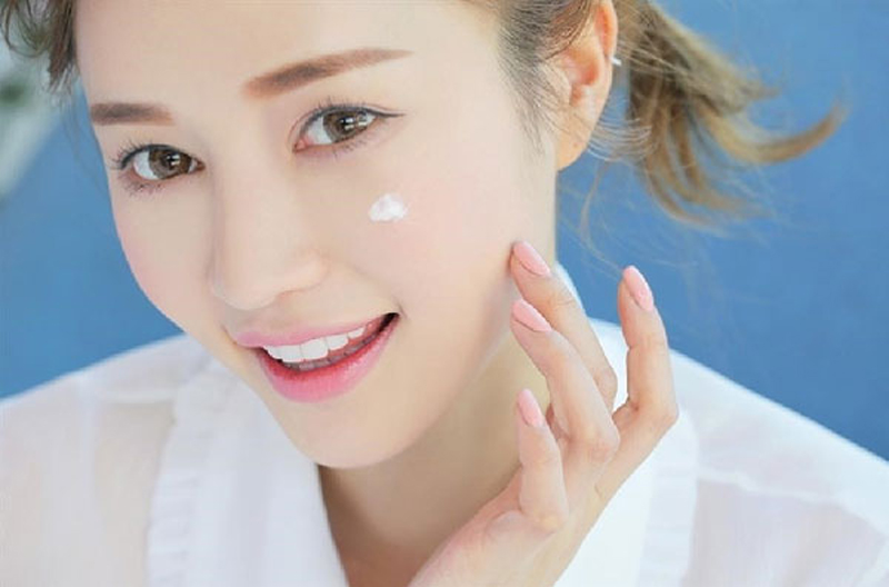 Kem dưỡng được sử dụng vào bước cuối trong quy trình dưỡng da
