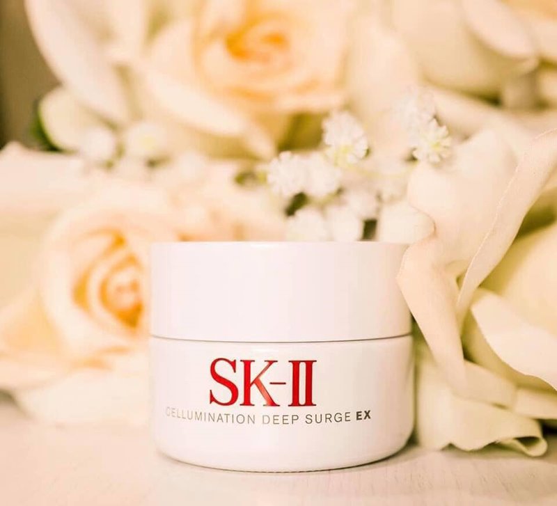 Kem dưỡng da SK-II Cellumination Deep Surge EX mamg lại nhiều tác dụng tuyệt vời cho làn da