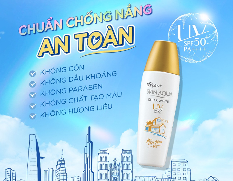 Kem chống nắng Skin Aqua có thiết kế dạng chai nhỏ tiện lợi