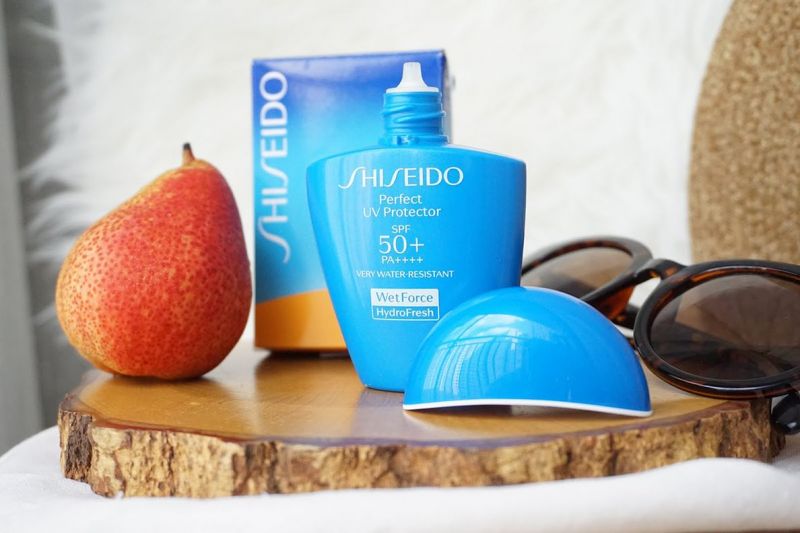 Kem chống nắng Shiseido Perfect UV Protector WetForce HydroFresh SPF50+/PA++++