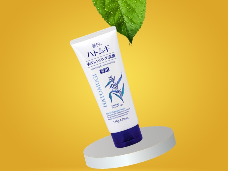 Sữa rửa mặt Hatomugi giúp da được cung cấp độ ẩm cần thiết để trở nên căng bóng, mịn màng, giảm hiện tượng bong tróc, khô ráp
