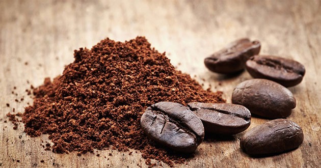 Bã cà phê có công dụng tẩy tế bào chết giúp lỗ chân lông thông thoáng, làm sạch da hiệu quả