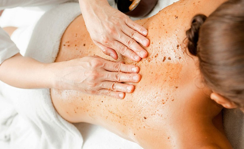 Thường xuyên tẩy tế bào chết