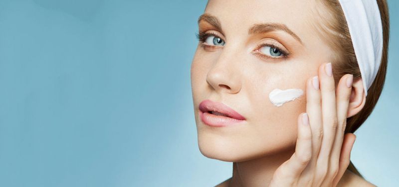Làn da trắng mềm mại là mơ ước của nhiều người phụ nữ 