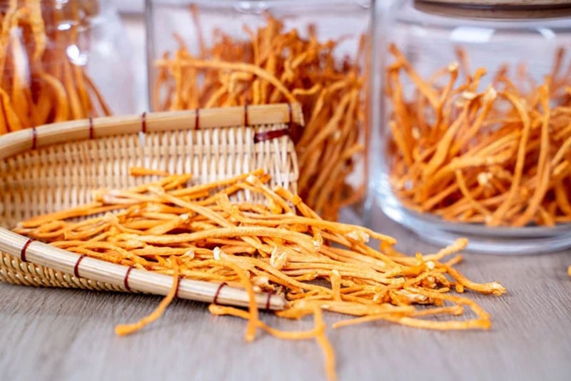 Những cách giúp bảo quản đông trùng hạ thảo để dùng được lâu hơn